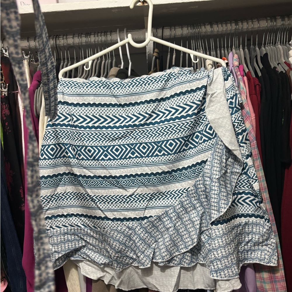 Cider Geometric Blue and White Skirt